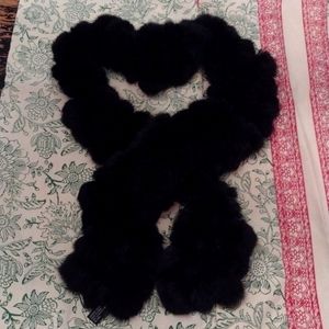 Cejon Black Rabbit Fur Scarf 🧣